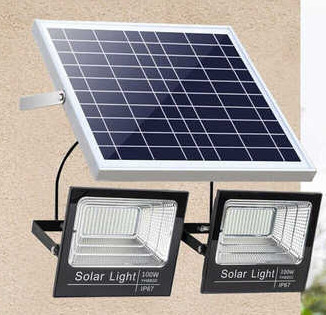 lumière d'inondation 100W solaire pour le jardin allumant la protection IP65