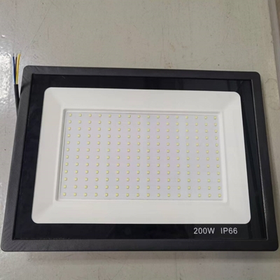 Super Thin 30w 100w 150w et 200w AC LED projecteur avec support pour le jardin Place de parking