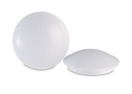La surface LED montée par surface antivol de plafond allume le plafonnier blanc de salle de bains
