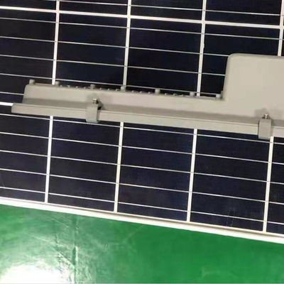 Puissance élevée 500W tout dans le réverbère deux solaire avec le logement en aluminium pour la route