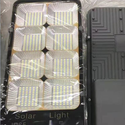 Puissance élevée 500W tout dans le réverbère deux solaire avec le logement en aluminium pour la route
