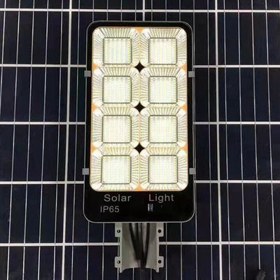 Puissance élevée 500W tout dans le réverbère deux solaire avec le logement en aluminium pour la route