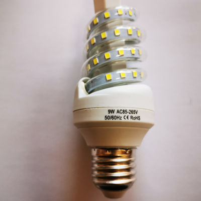 Lampe économiseuse d'énergie menée efficace en spirale de Sms 9w de la base E27 ou B22 pour l'école